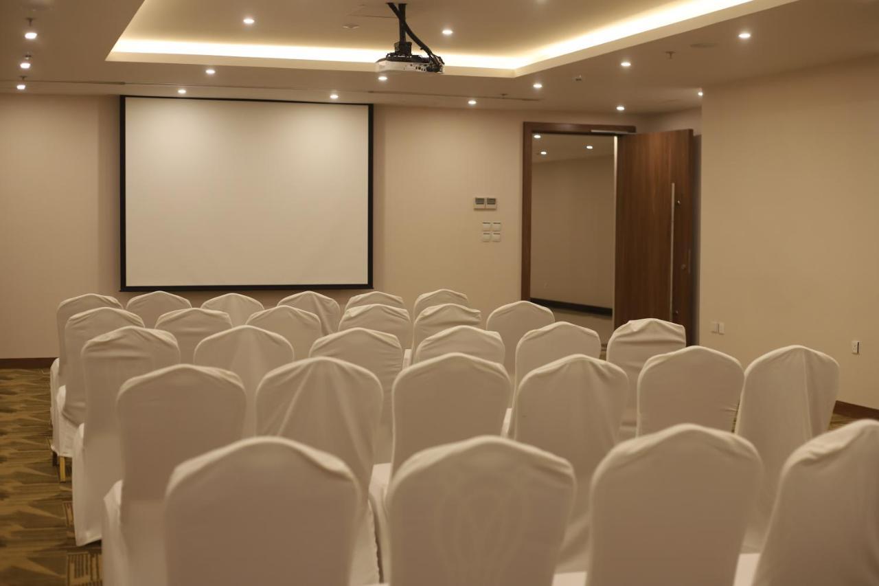 Best Western Plus Buraidah Exterior foto